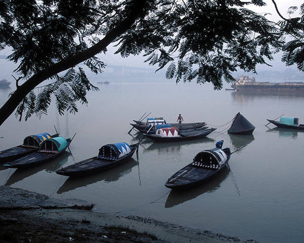 Boats neat the river bank